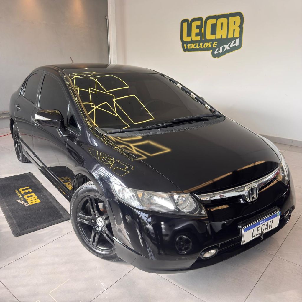 Civic Sedan EXS 1.8/1.8 Flex 16V Aut. 4p