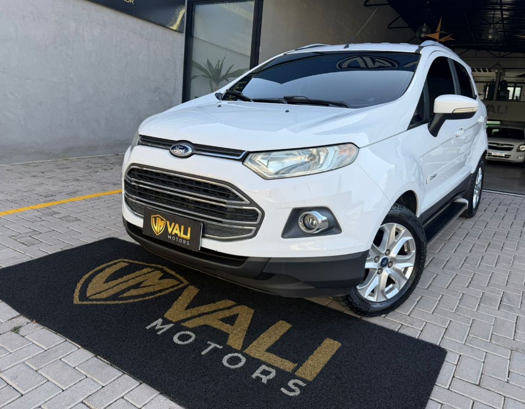 EcoSport TITANIUM 2.0 16V Flex 5p Aut.