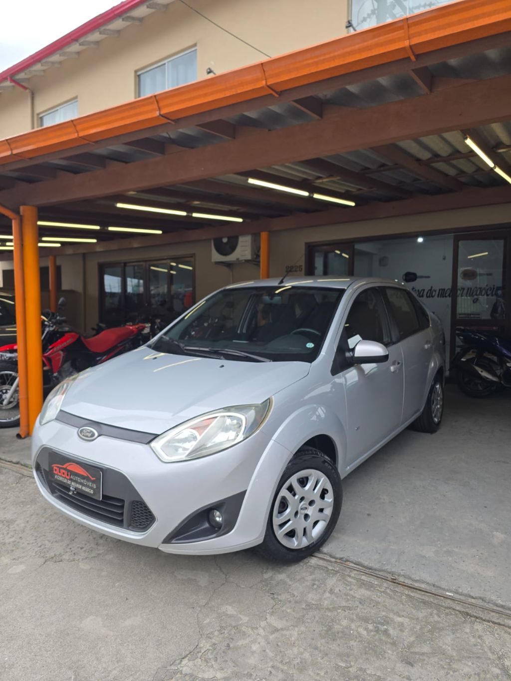 Fiesta Sedan 1.6 16V Flex Mec.