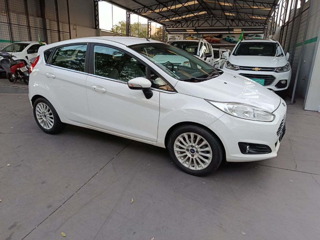 Fiesta TIT./TIT.Plus 1.6 16V Flex Aut.