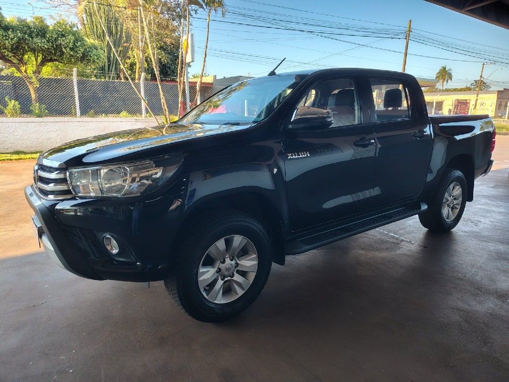 Hilux CD SRV 4x4 2.8 TDI Diesel Aut.