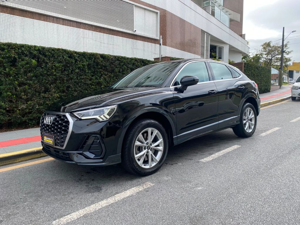 Q3 SPB Performance 2.0 TFSI Tipt. Quatt.