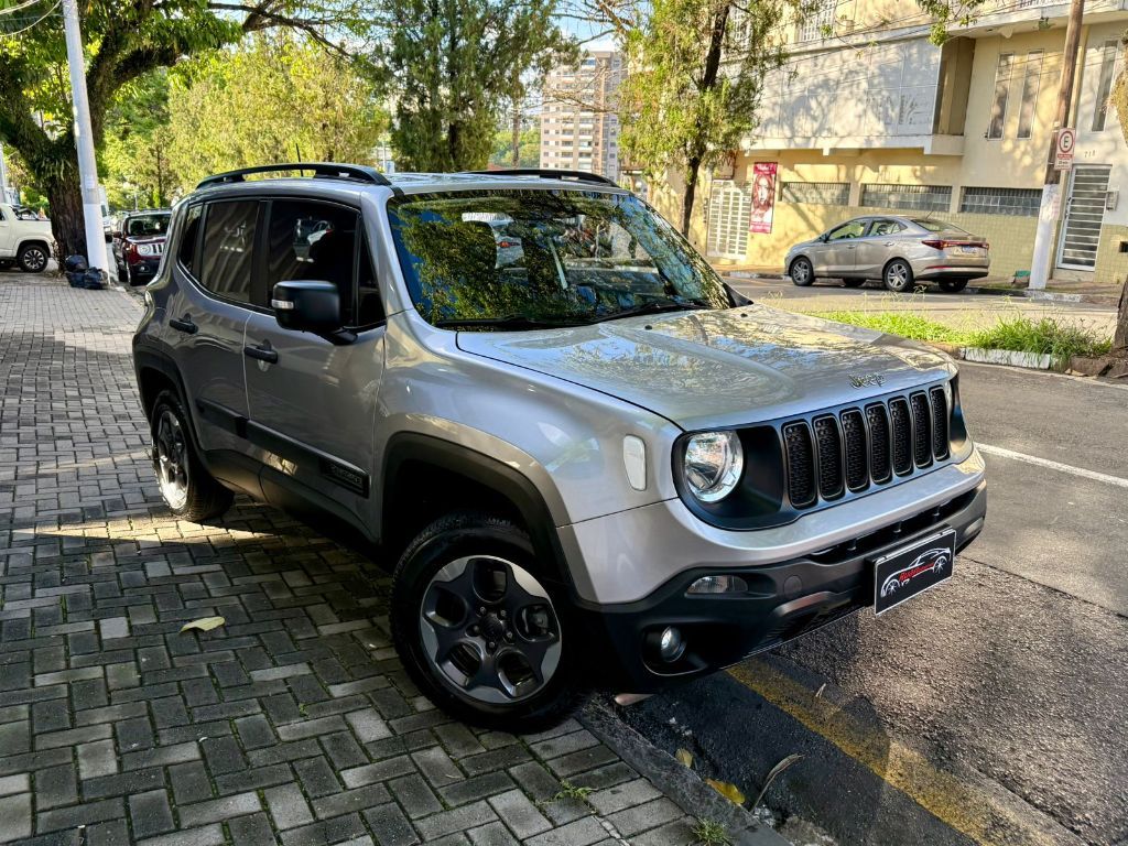 Renegade 1.8 4x2 Flex 16V Aut.