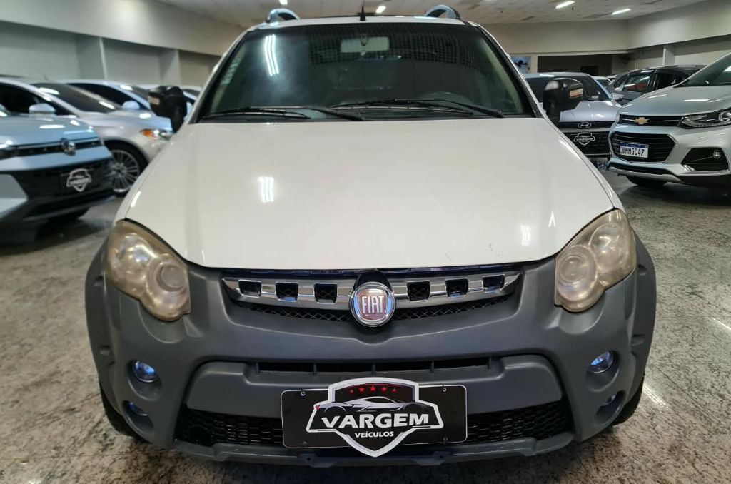 Strada Adv.1.8 16V Dualogic Flex CD