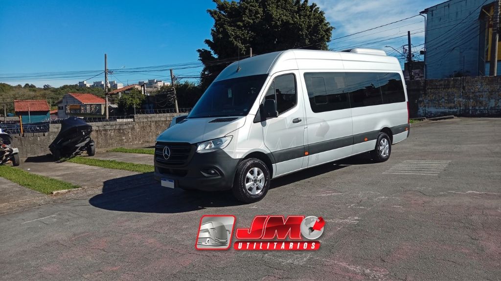 Van Sprinter CDI 416 ano 2022 a venda COD.413
