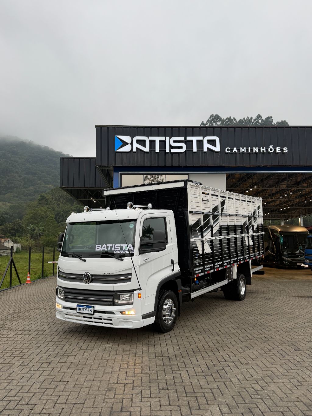 Vw 11-180 Prime - Boiadeira de 6.3m