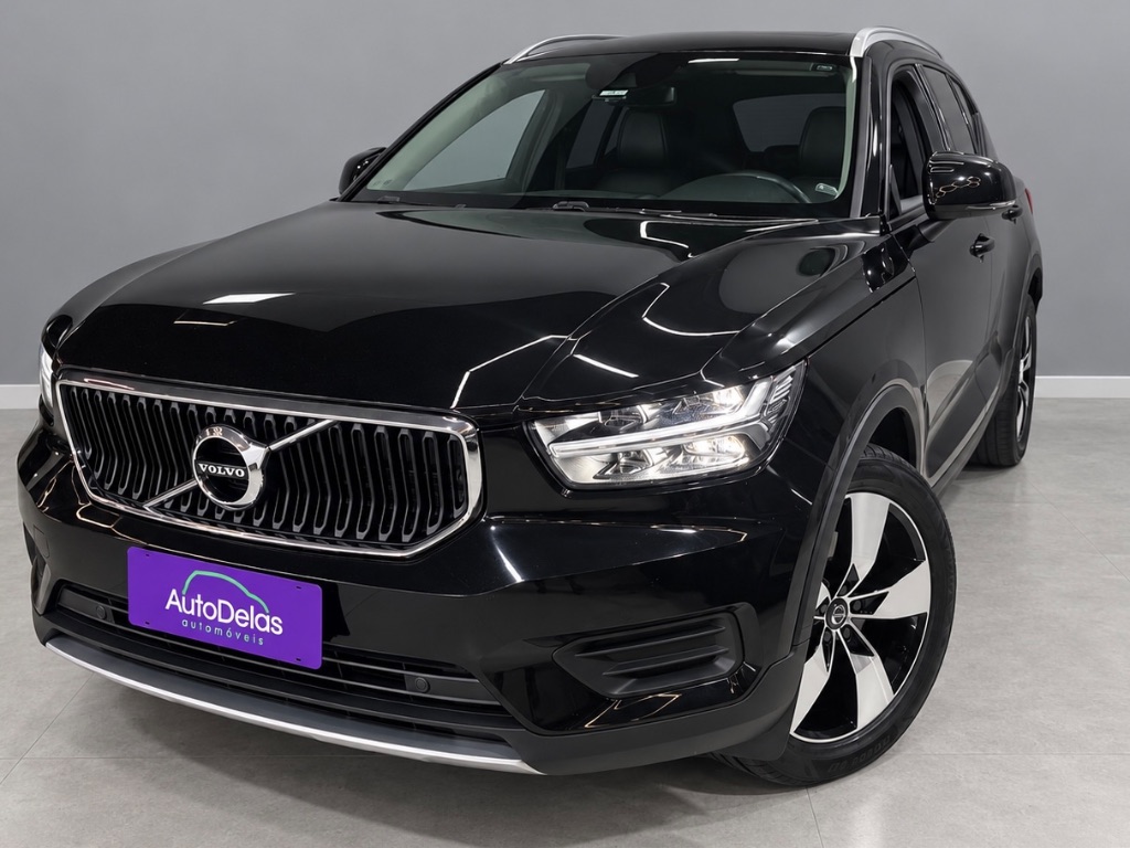 XC 40 T-4 MOMENTUM 2.0 190cv FWD