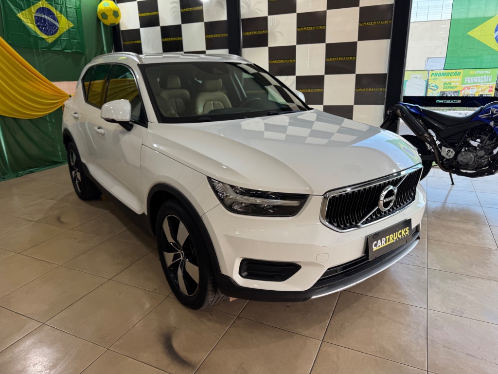 XC 40 T-5 MOMENTUM 2.0 252cv AWD