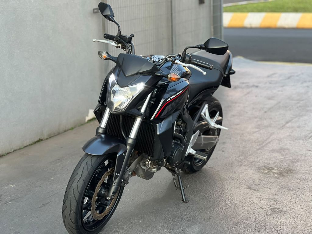 CB 650F