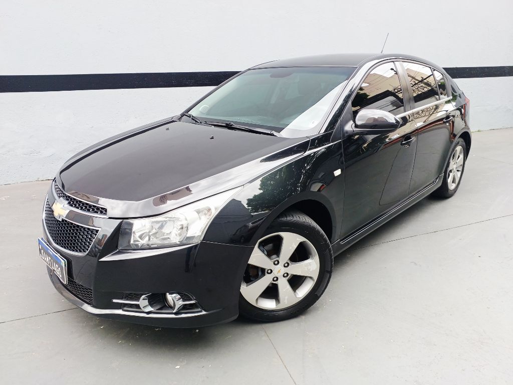 CRUZE HB Sport LT 1.8 16V FlexP. 5p Mec