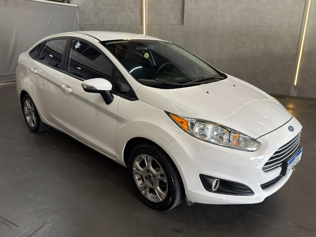 Fiesta Sedan 1.6 SE Mec. -Flex - 2014