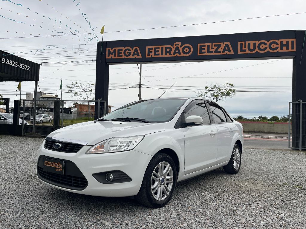 Focus Sedan 2.0 16V/2.0 16V Flex 4p