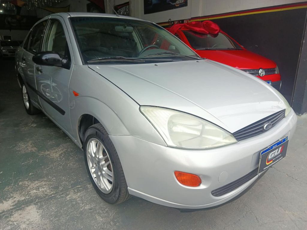 Focus Sedan 2.0 16V/2.0 16V Flex 4p