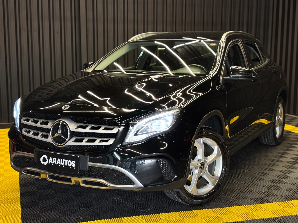 GLA 200 Advance 1.6/1.6 TB 16V Flex Aut.