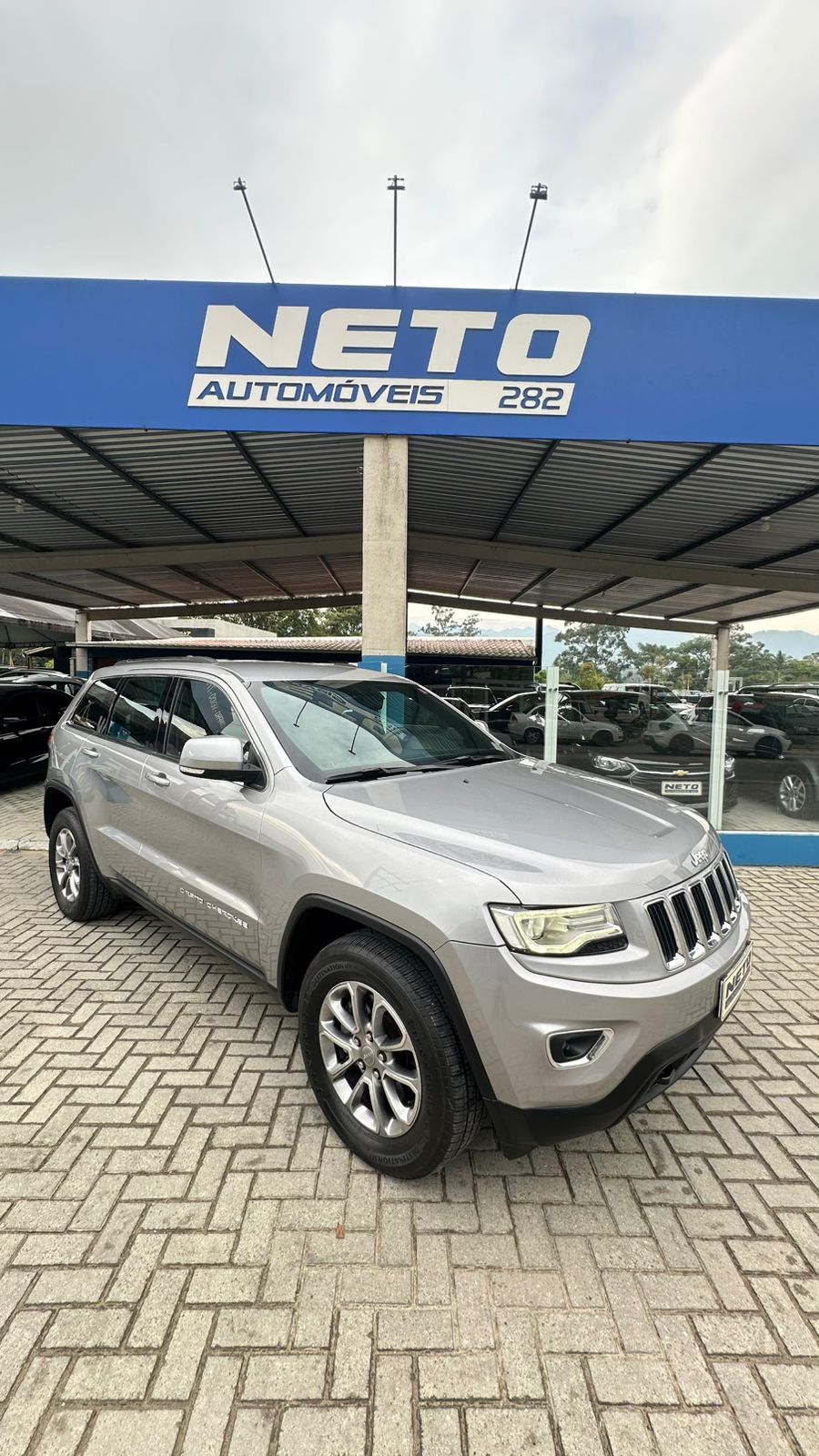 Grand Cherokee Laredo 3.6 4x4 V6 Aut.