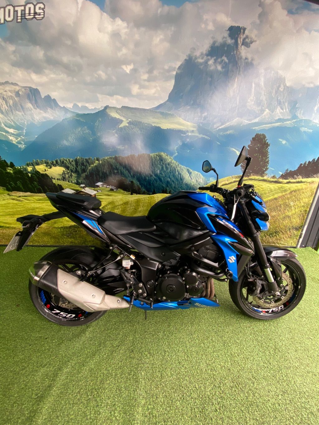 GSX-S 750