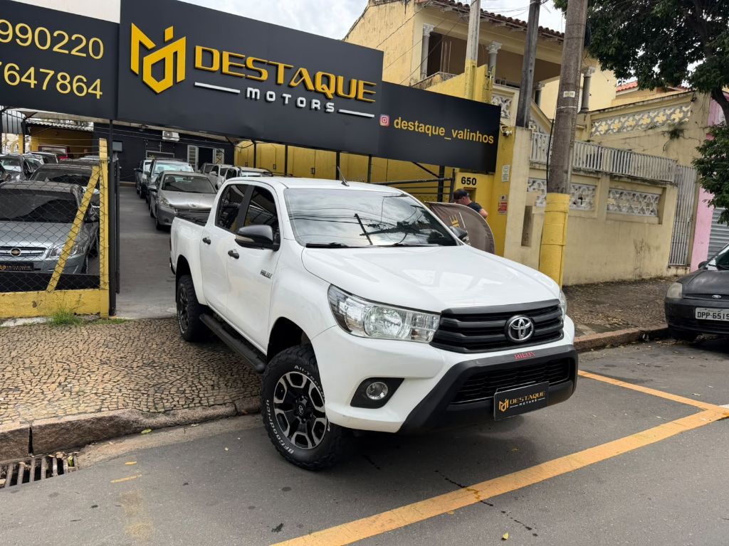 Hilux CD 4x4 2.8 Diesel Mec.