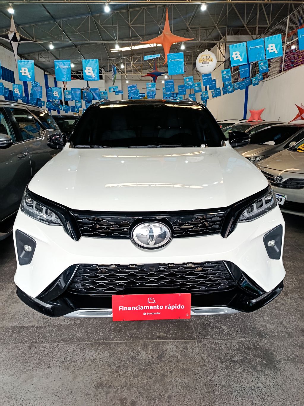 Hilux SW4 SRX Diamo. 4x4 2.8 TB Die Aut.