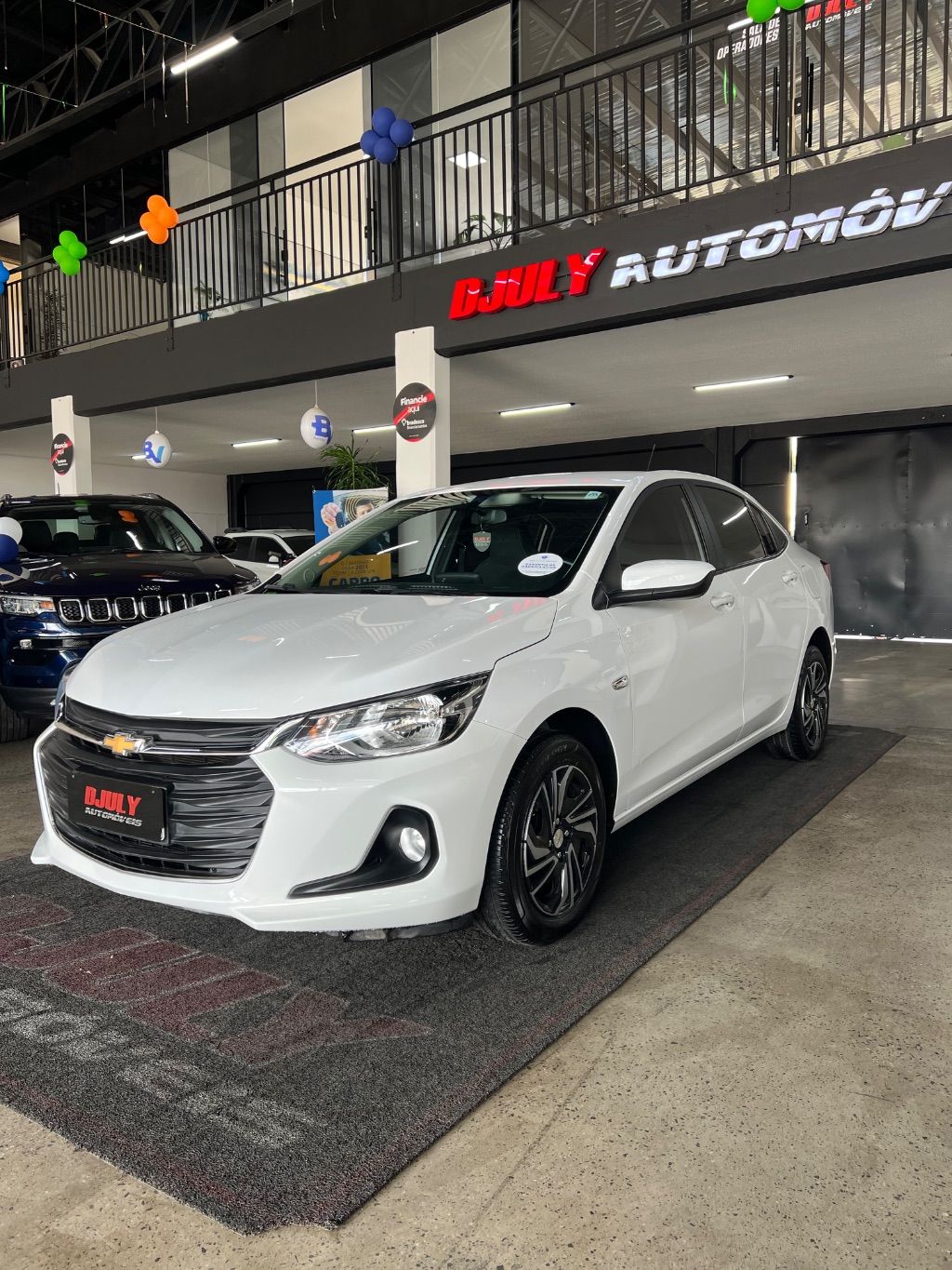 ONIX SEDAN Plus LT 1.0 12V Flex 4p Mec.
