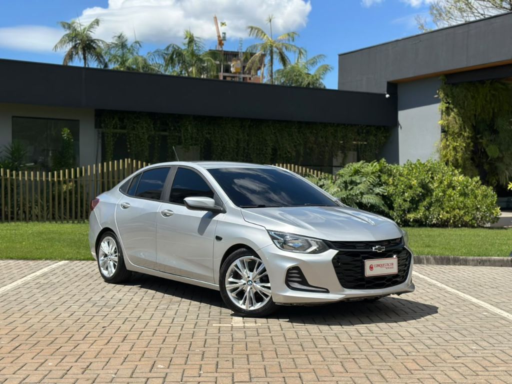 ONIX SEDAN Plus LT 1.0 12V Flex 4p Mec.