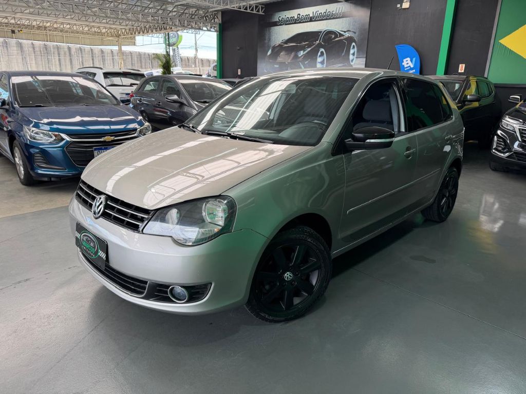 Polo SPORTLINE 1.6 Mi Total Flex 8V 5p