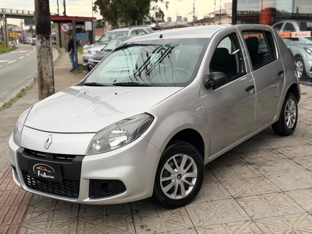 SANDERO Authentique Hi-Flex 1.0 16V 5p